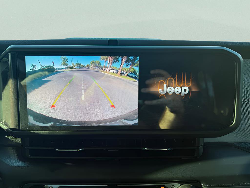 Used 2024 Jeep Wrangler Sahara w/ Safety Group image 20