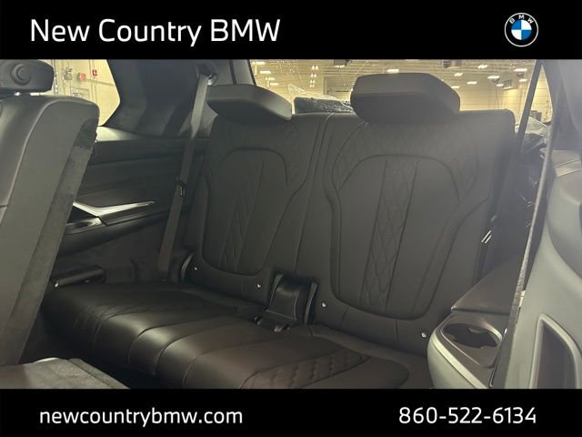 New 2026 BMW X7 M60i image 31