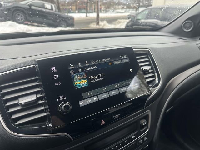 Used 2023 Honda Passport EX-L image 25