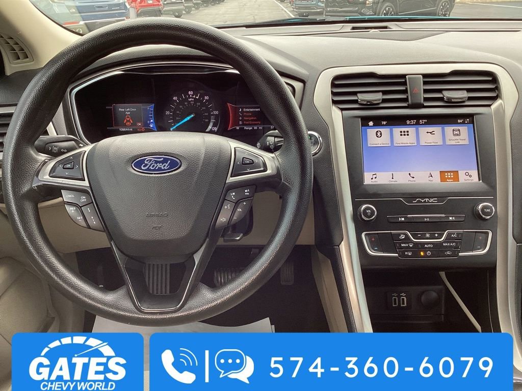 Used 2019 Ford Fusion SE image 15