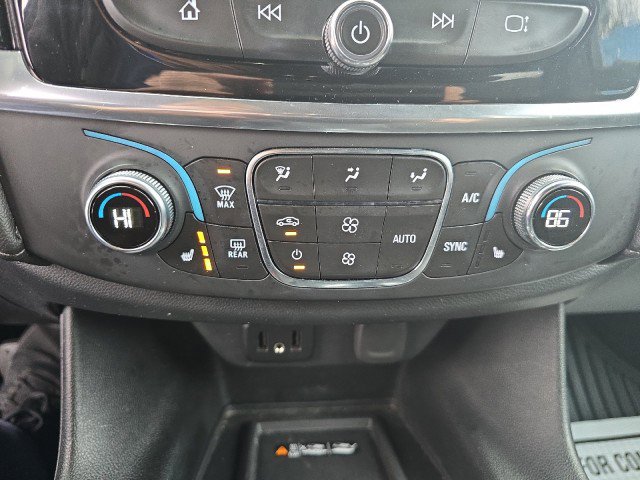 Used 2023 Chevrolet Traverse LT image 23