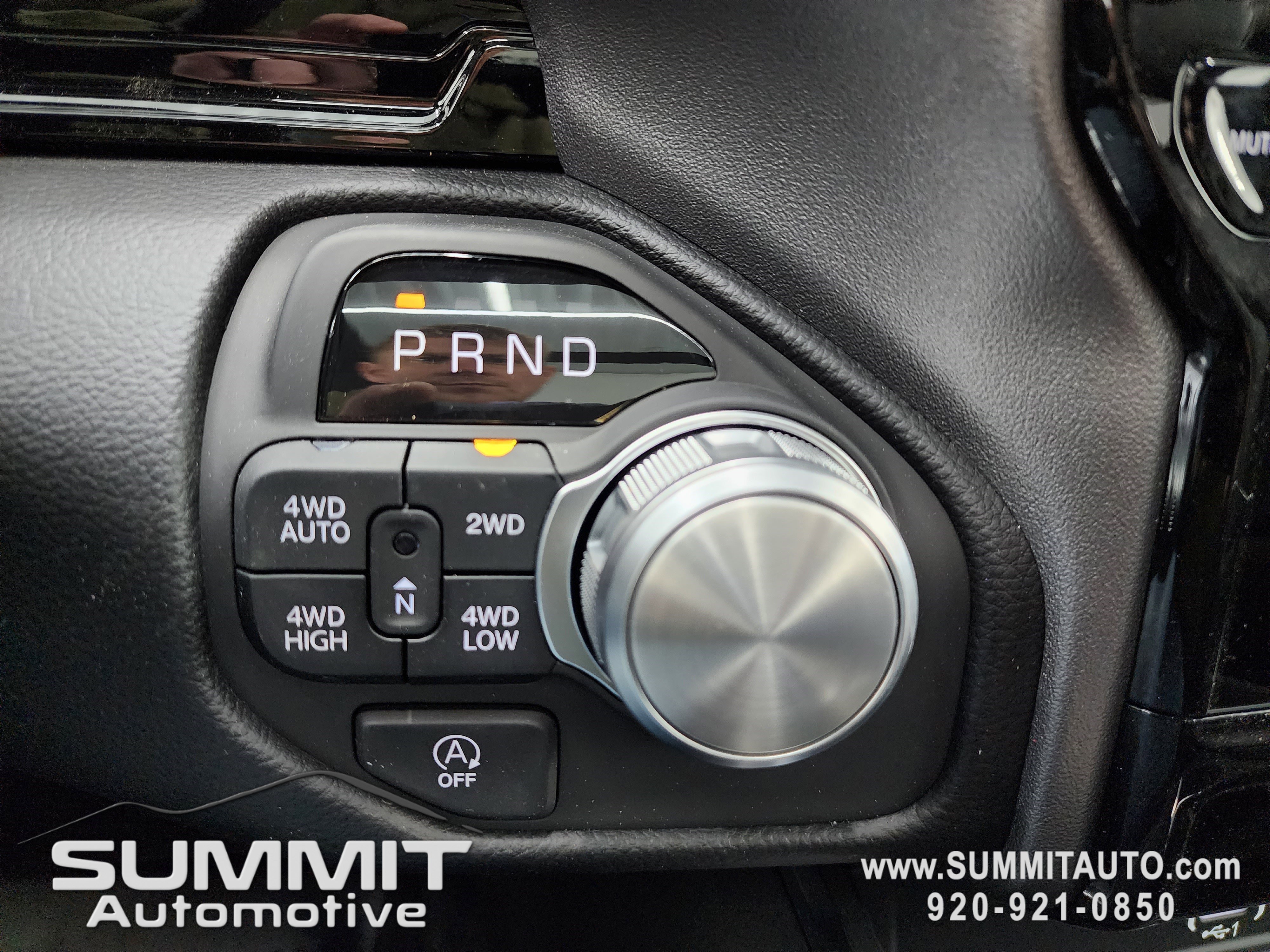 New 2026 RAM 1500 Laramie w/ Night Edition AWD/4WD image 18