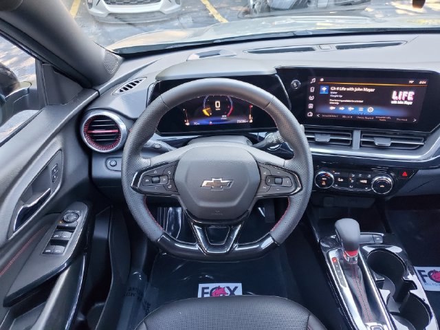 Certified 2024 Chevrolet Trax RS w/ Driver Confidence Package FWD image 15