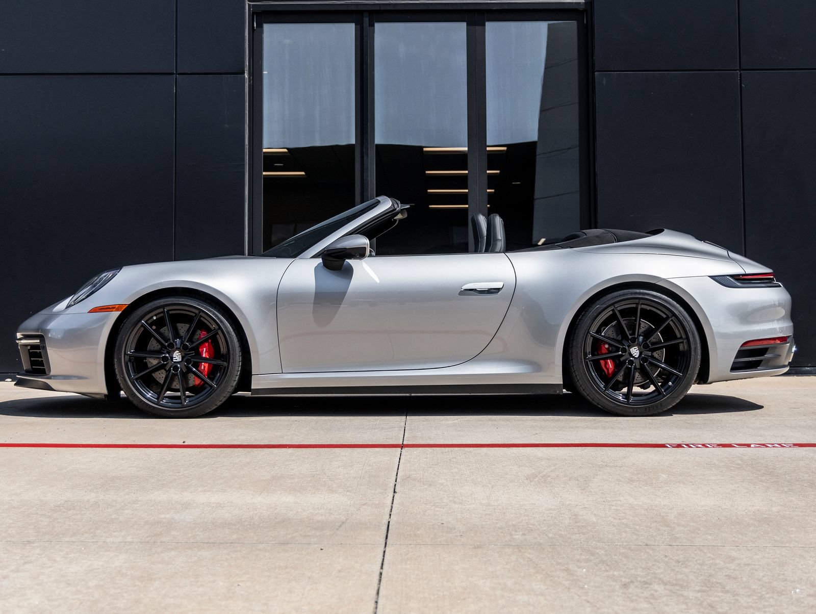 Certified 2023 Porsche 911 Carrera S RWD image 2