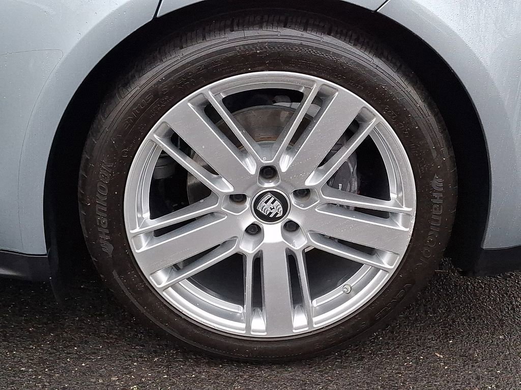 Used 2023 Porsche Panamera 4 w/ Premium Package image 7