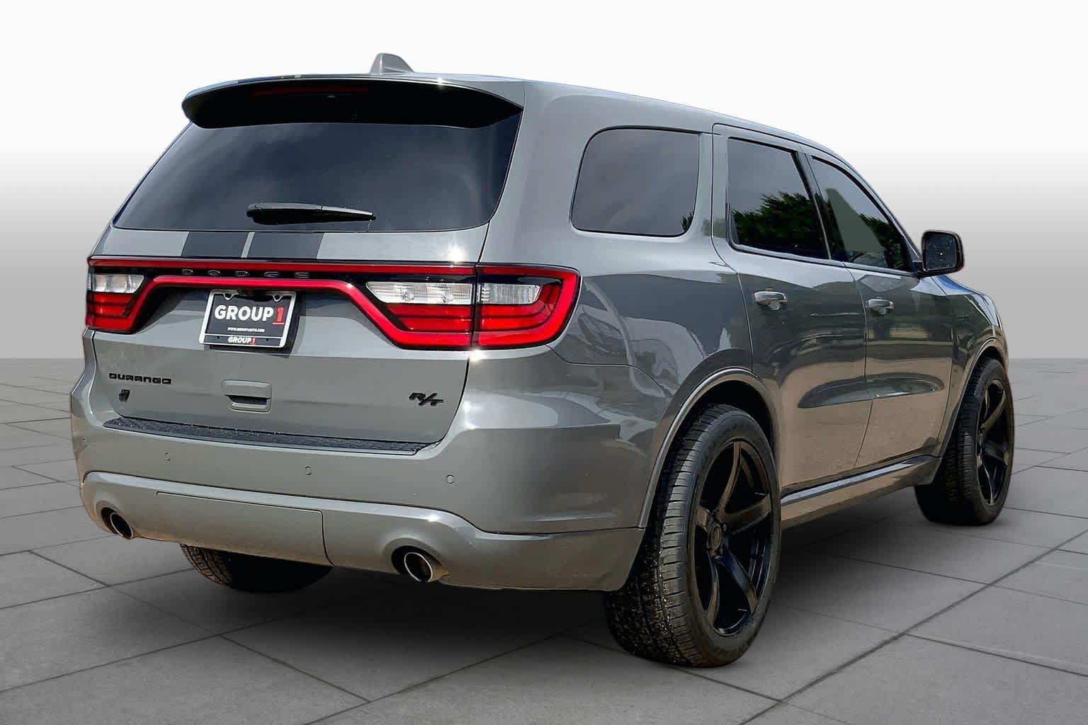 Used 2022 Dodge Durango R/T w/ Blacktop Package AWD/4WD image 13
