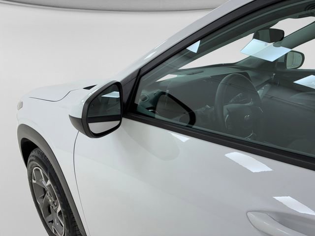 Used 2024 Chevrolet Trax LT w/ Driver Confidence Package image 10