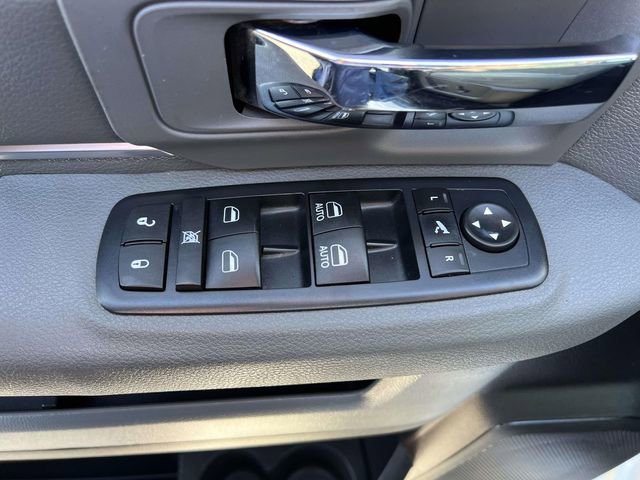 Used 2016 RAM 1500 Big Horn image 12