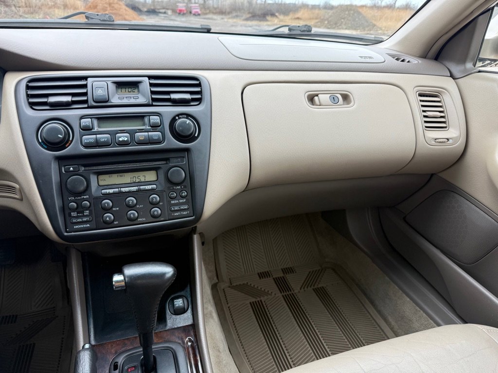 Used 2000 Honda Accord EX image 13