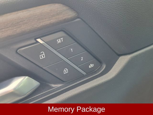 Used 2025 GMC Acadia Denali FWD image 12