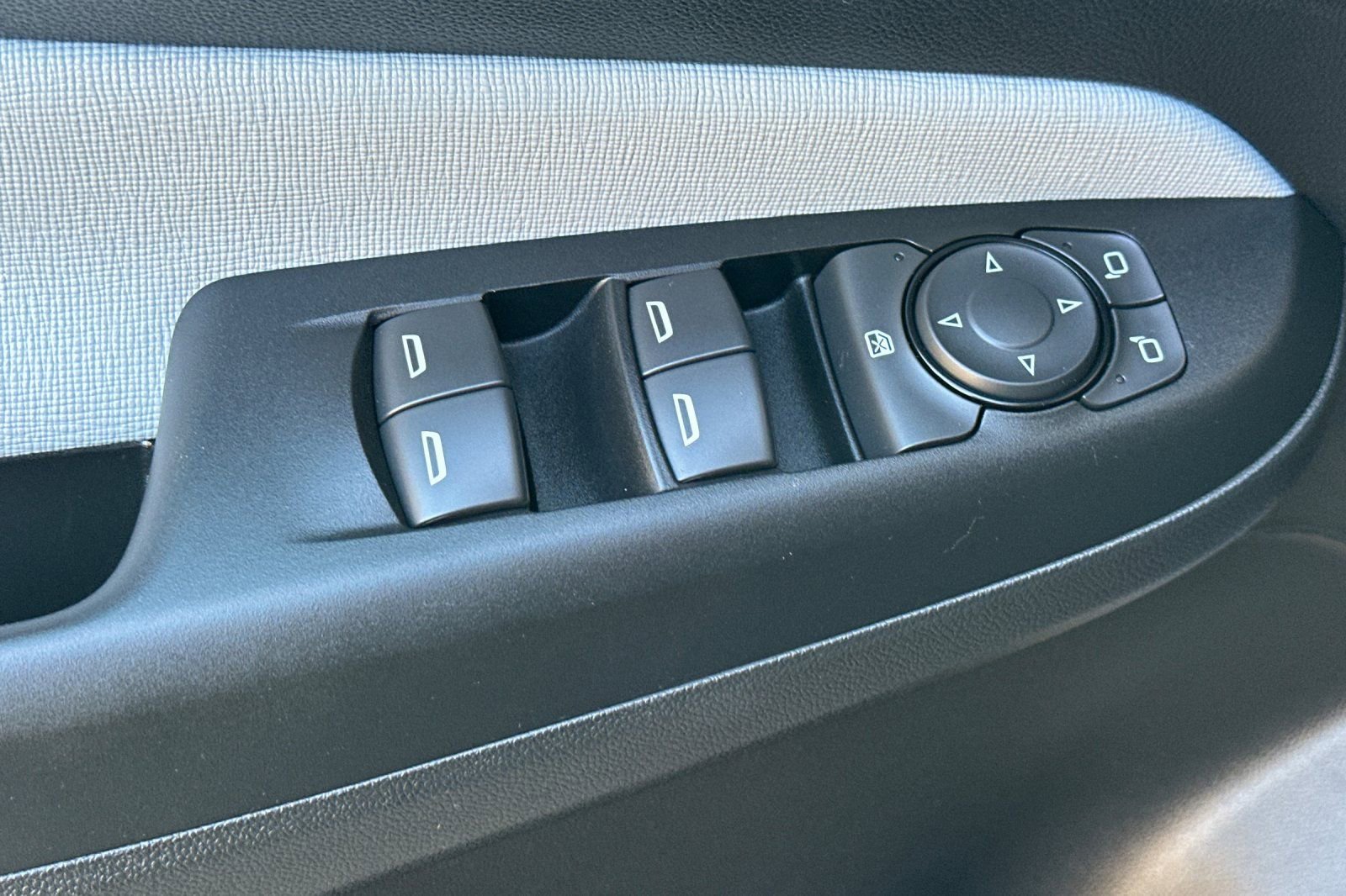 Certified 2024 Buick Envista Preferred w/ Advanced Safety Package image 12