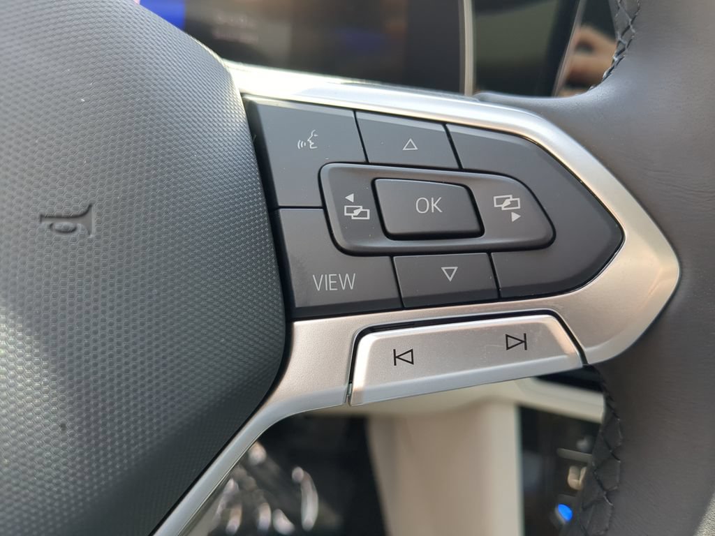 New 2026 Volkswagen Jetta SE FWD image 27