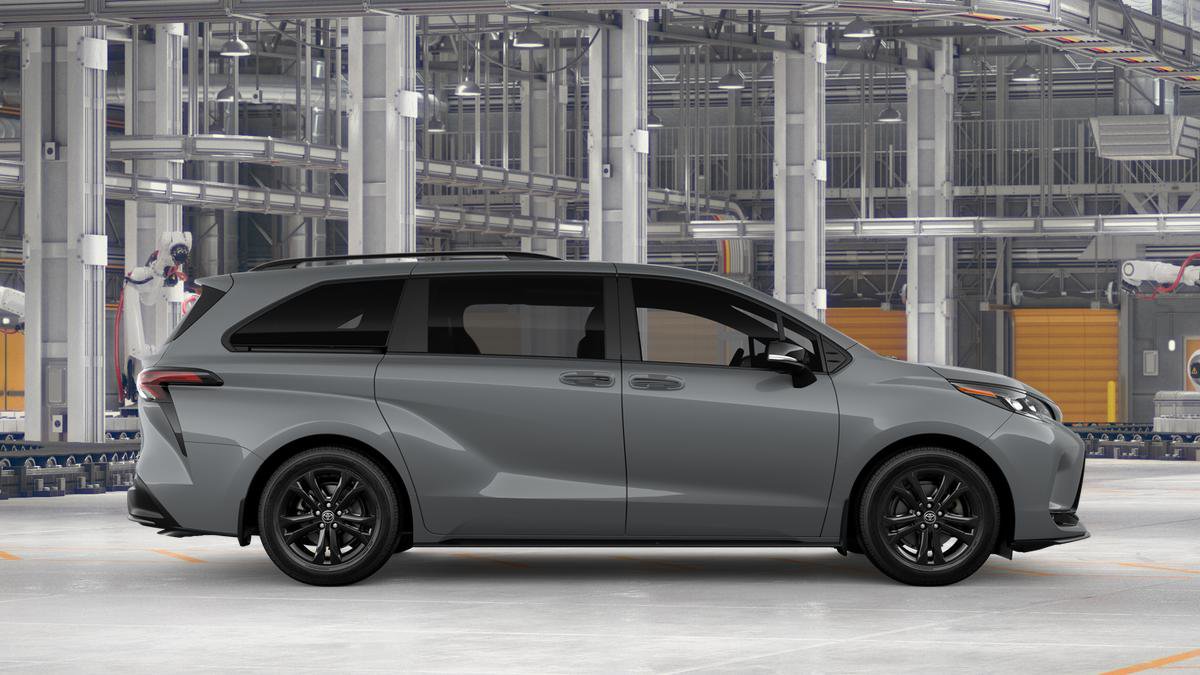 New 2026 Toyota Sienna XSE image 12
