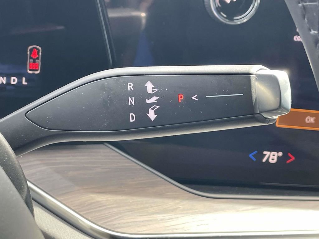 Used 2025 Chevrolet Tahoe LS image 33