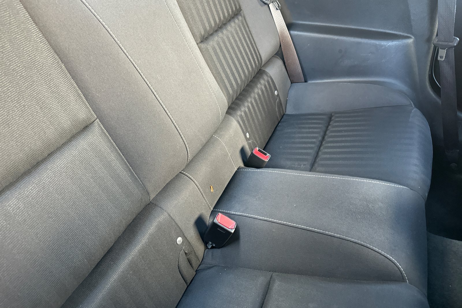 Used 2015 Chevrolet Camaro LS RWD image 17