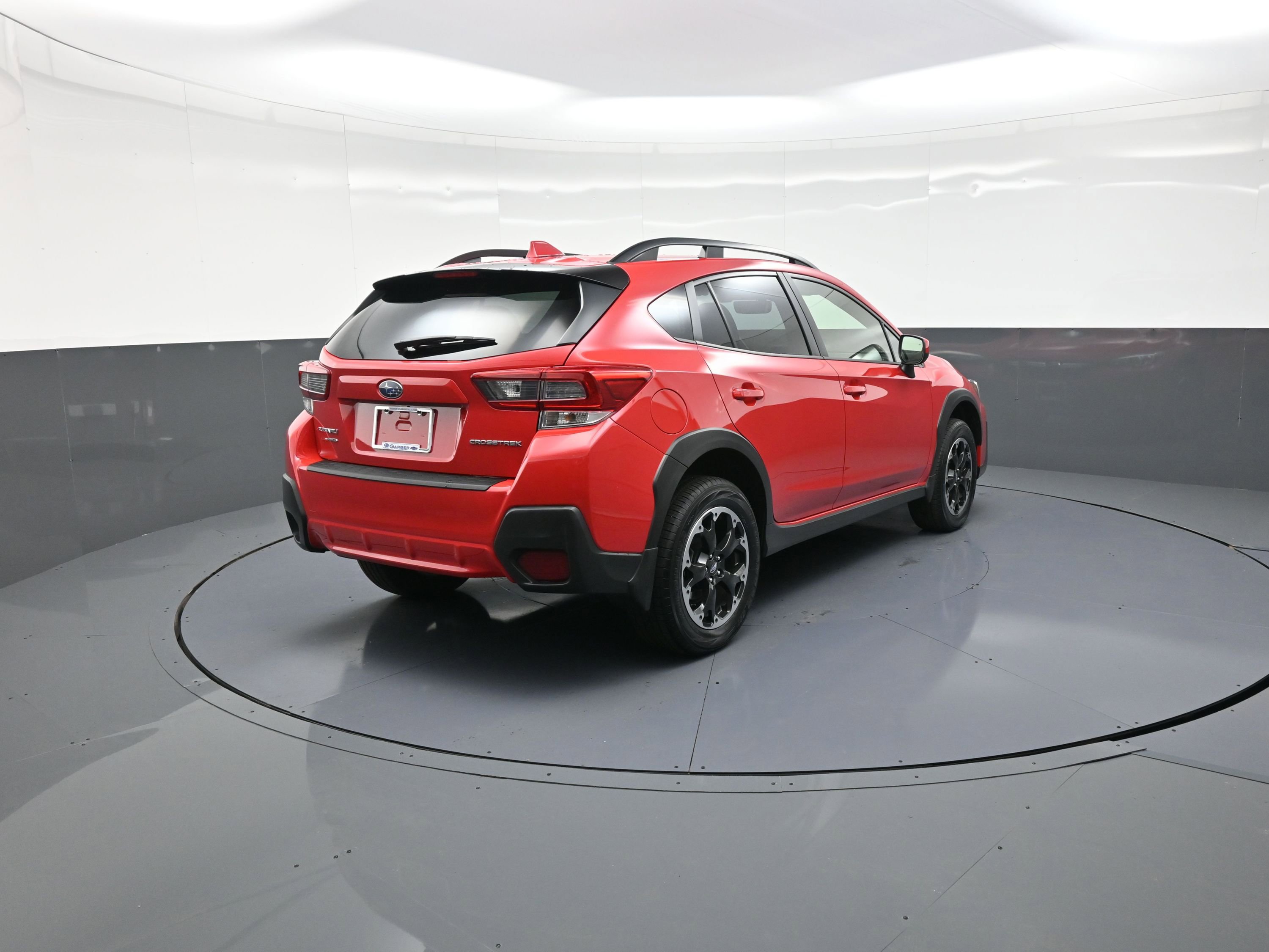 Used 2023 Subaru Crosstrek 2.0i Premium image 3