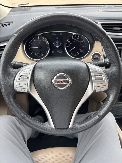 Used 2016 Nissan Rogue SL image 8