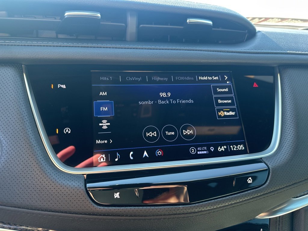 Certified 2025 Cadillac XT5 Sportv image 26