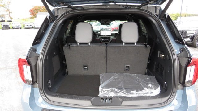 New 2026 Ford Explorer ST image 29