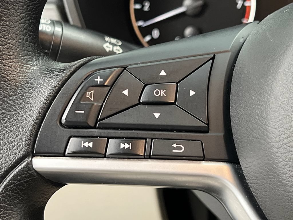 Used 2024 Nissan Altima 2.5 SV AWD/4WD image 42