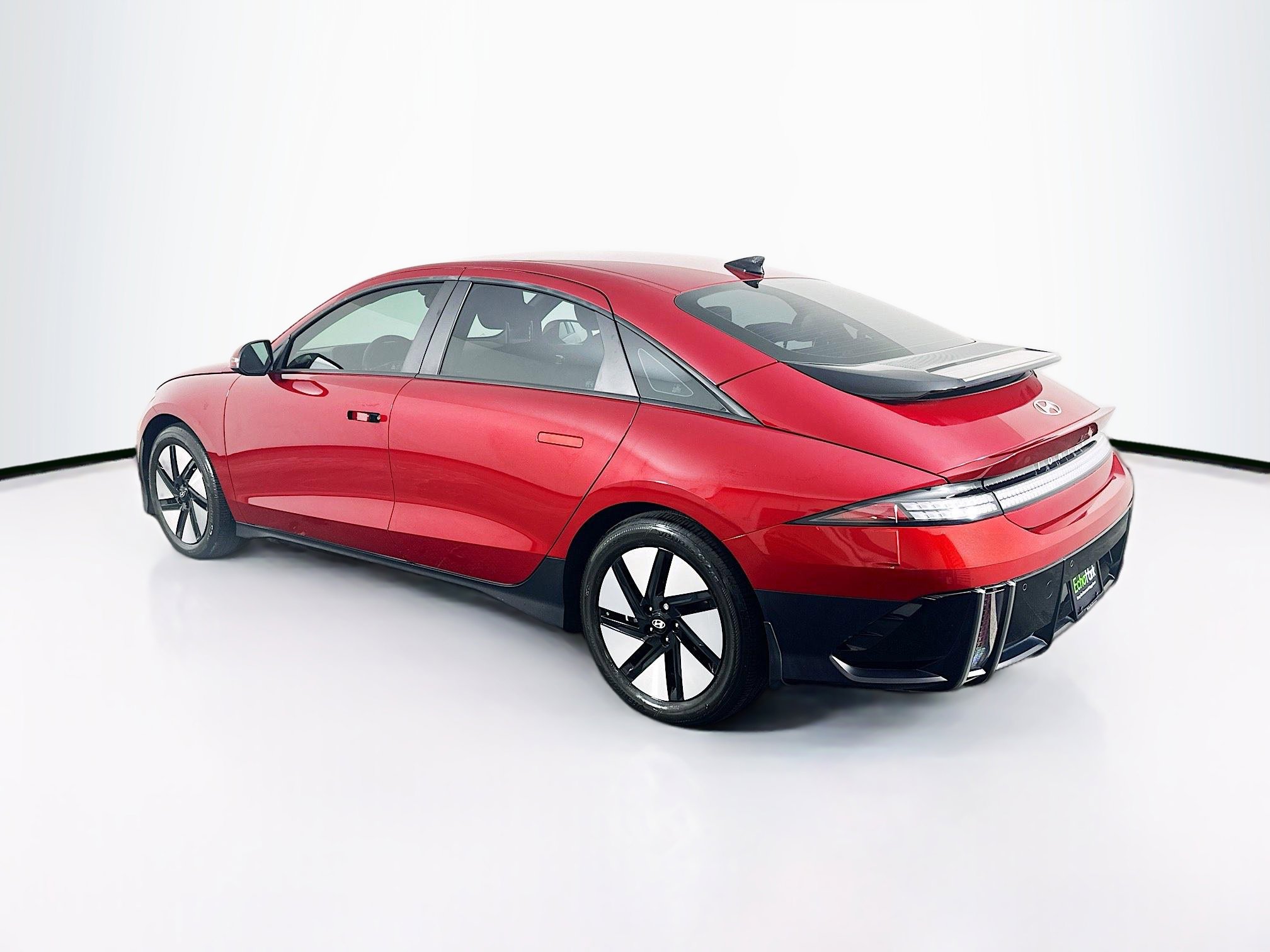 Used 2024 Hyundai Ioniq 6 SE image 5