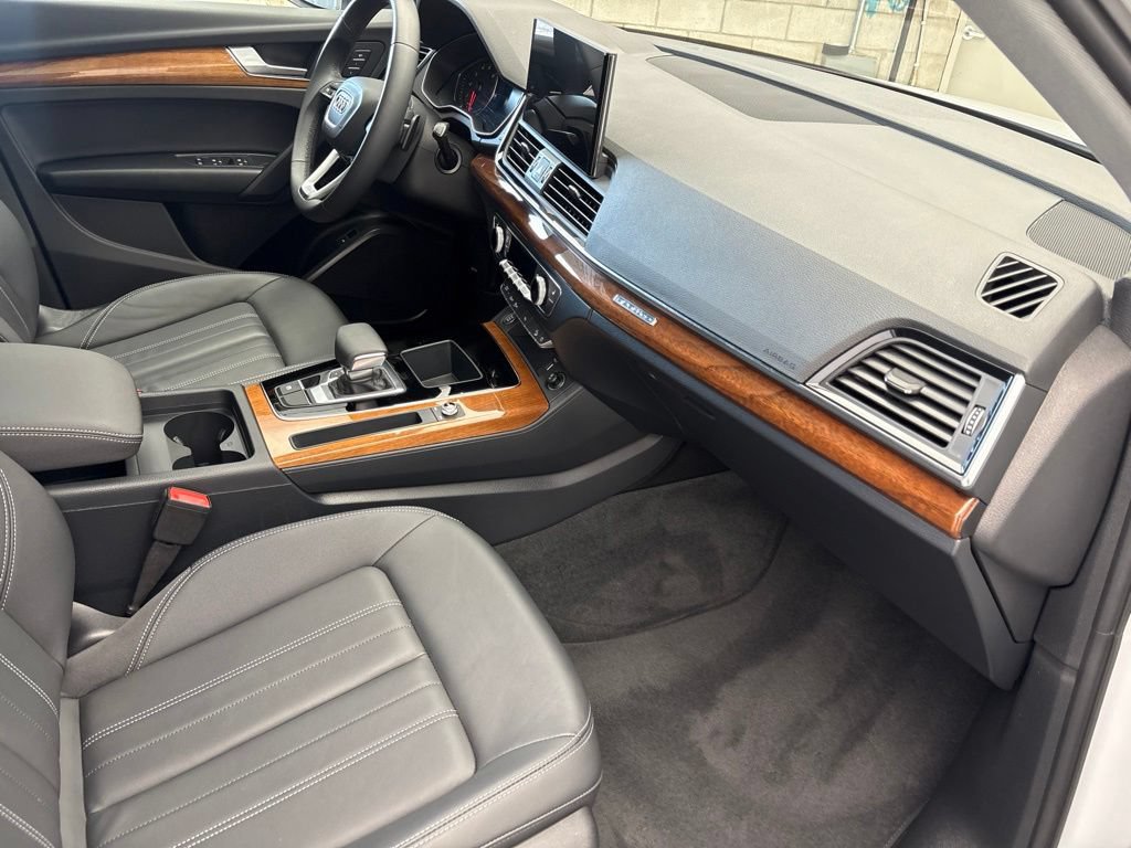 Certified 2023 Audi Q5 2.0T Premium w/ Convenience Package AWD/4WD image 26