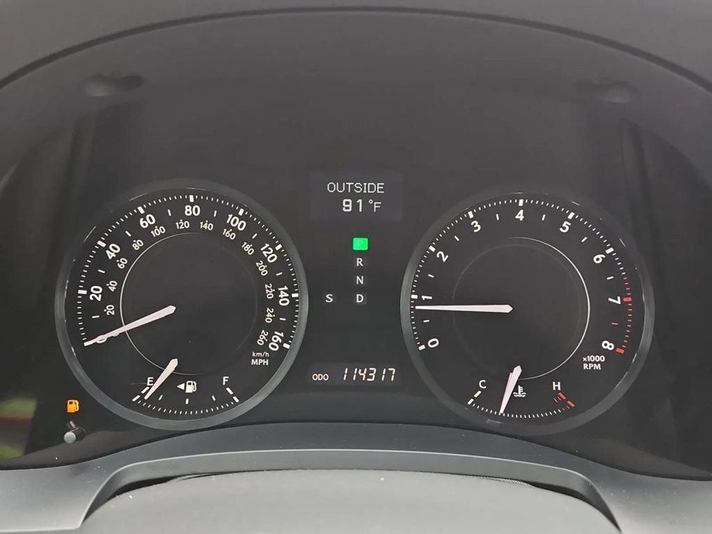 Used 2010 Lexus IS 250C w/ Luxury Pkg RWD image 6