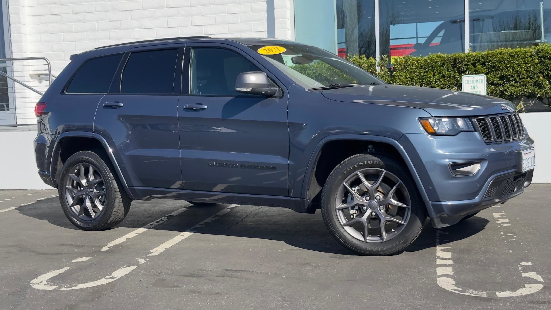 Used 2021 Jeep Grand Cherokee Limited w/ Quick Order Package 28K 80th AWD/4WD image 3