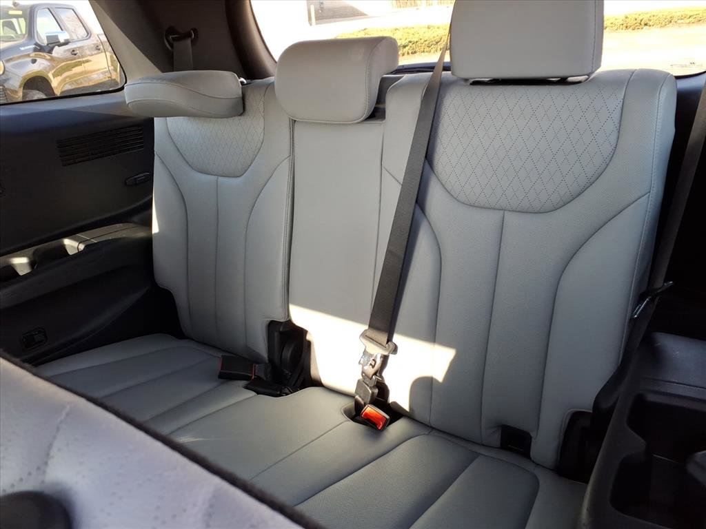 Used 2022 Hyundai Palisade SEL w/ Premium Package image 28