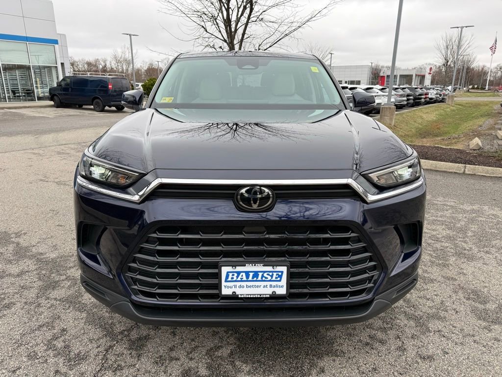 Used 2024 Toyota Grand Highlander AWD image 8