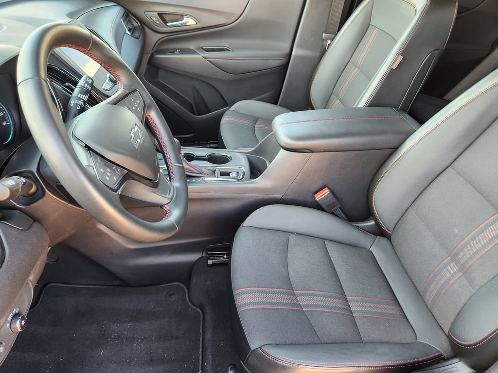 Certified 2023 Chevrolet Equinox RS FWD image 13