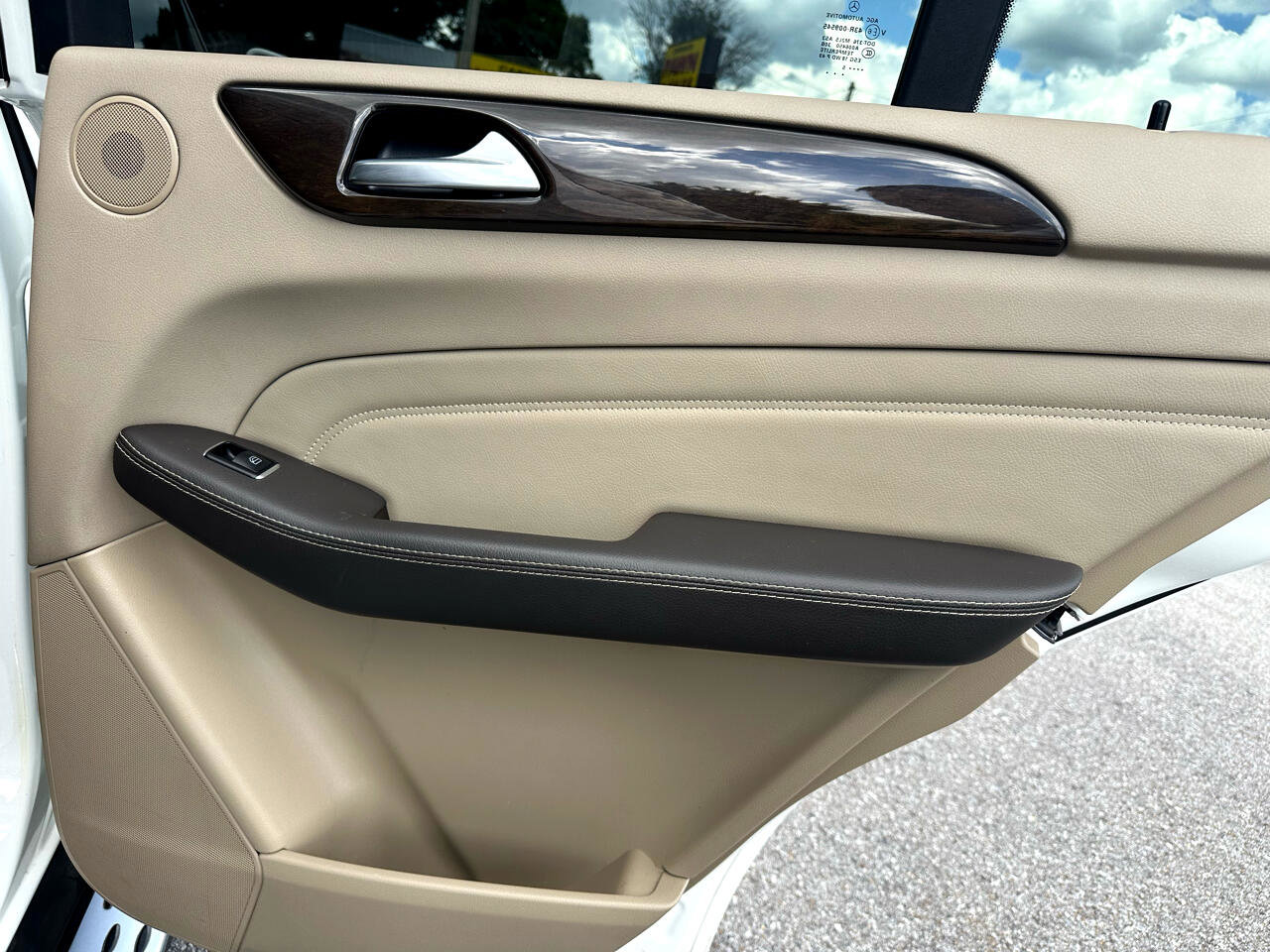 Used 2015 Mercedes-Benz ML 350 2WD image 38