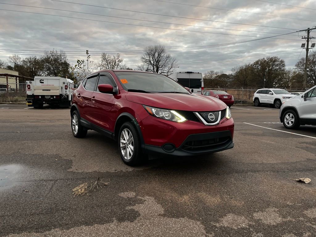 Used 2018 Nissan Rogue Sport S w/ S Appearance Package image 7