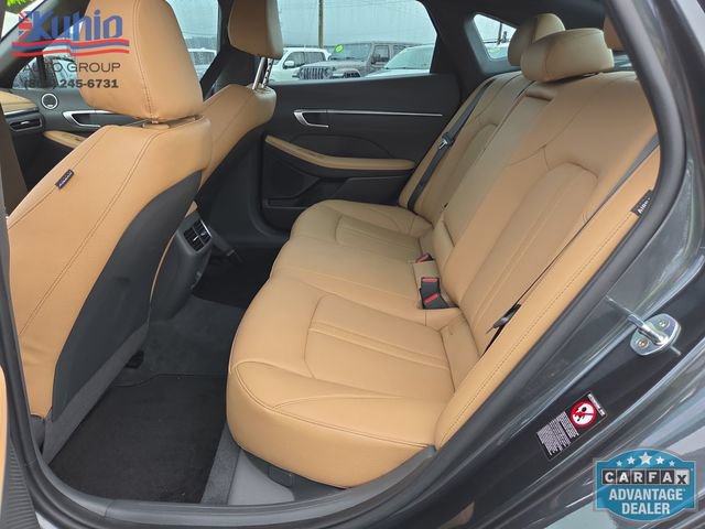 Used 2022 Hyundai Sonata Limited w/ Preferred Accessory Package FWD image 22