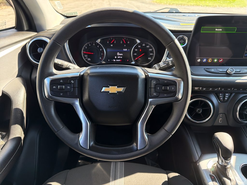 Used 2024 Chevrolet Blazer LT w/ Convenience Package FWD image 31