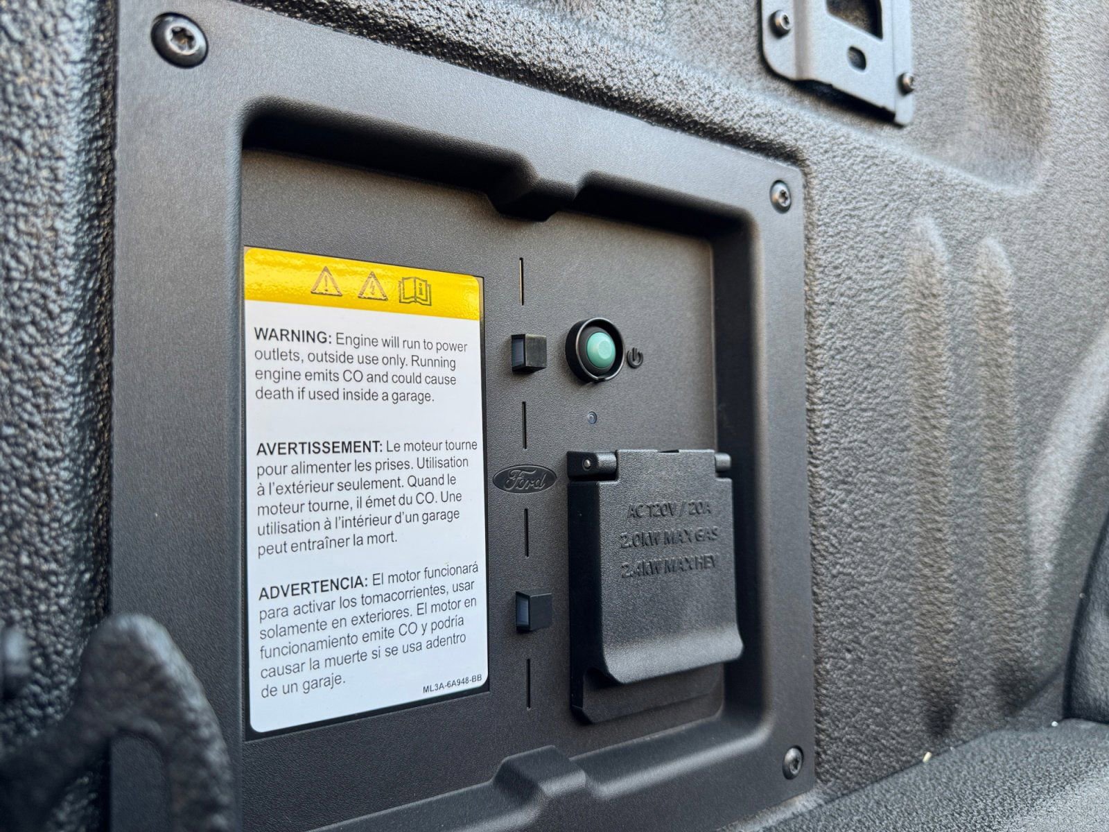 Used 2025 Ford F150 King Ranch w/ FX4 Off-Road Package image 22