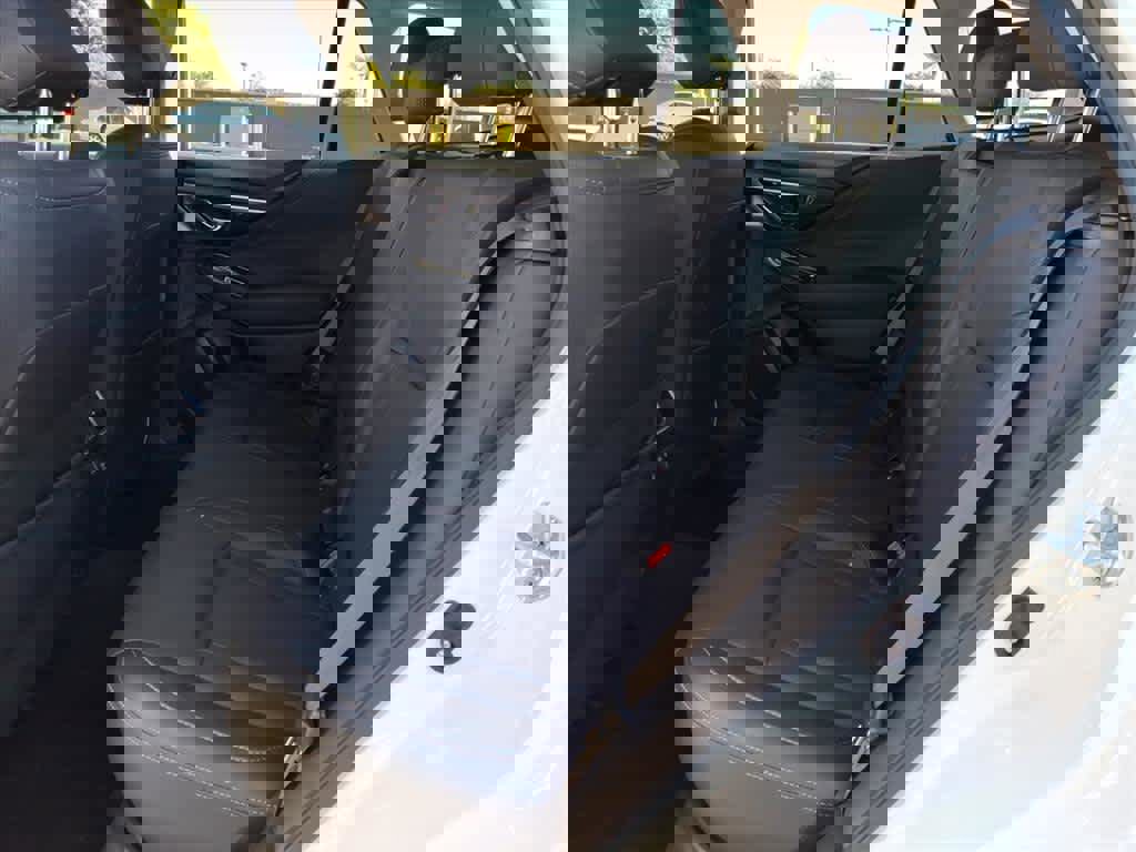 Certified 2022 Subaru Outback Limited image 30