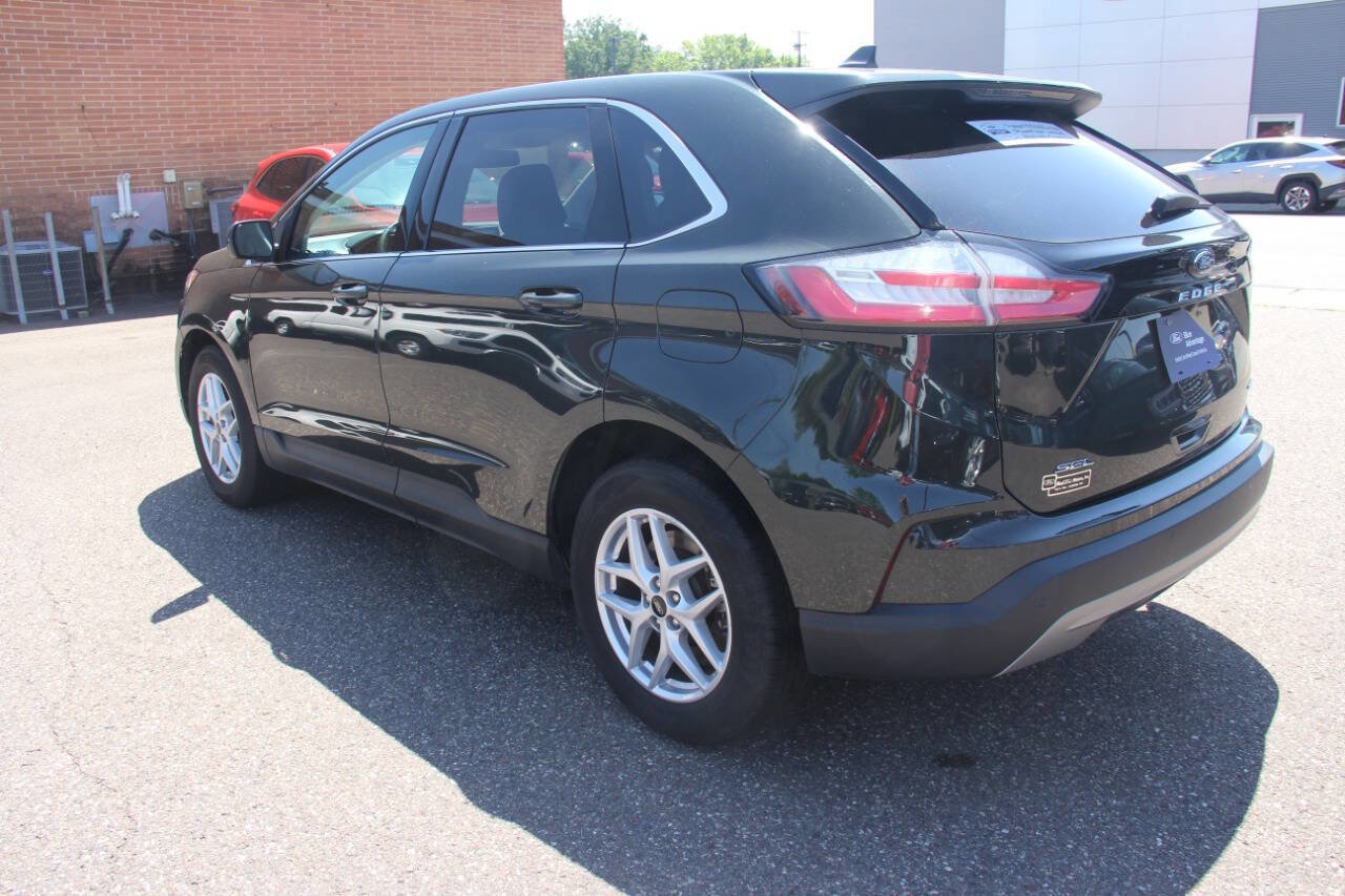 Used 2023 Ford Edge SEL image 6