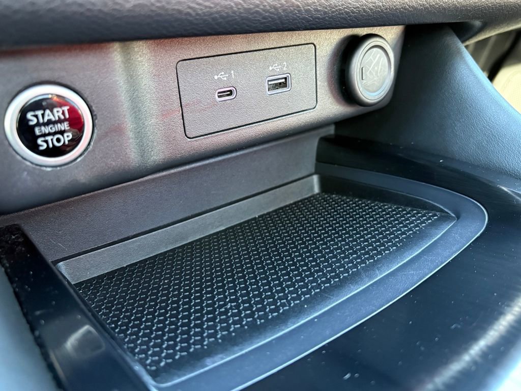 Used 2023 Nissan Rogue SL w/ SL Premium Package image 31