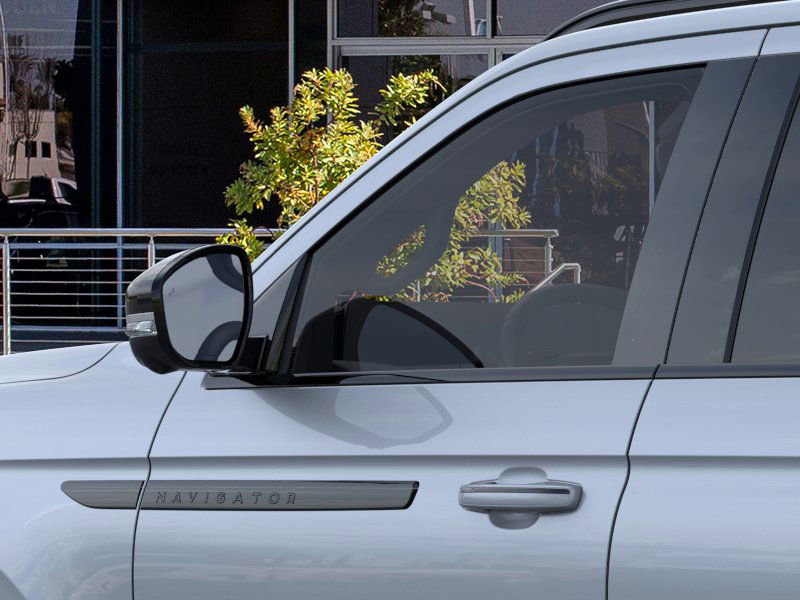 New 2026 Lincoln Navigator L Reserve w/ Jet Appearance Package image 19