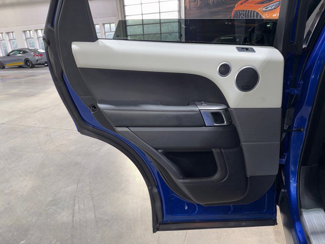 Used 2016 Land Rover Range Rover Sport SVR image 51