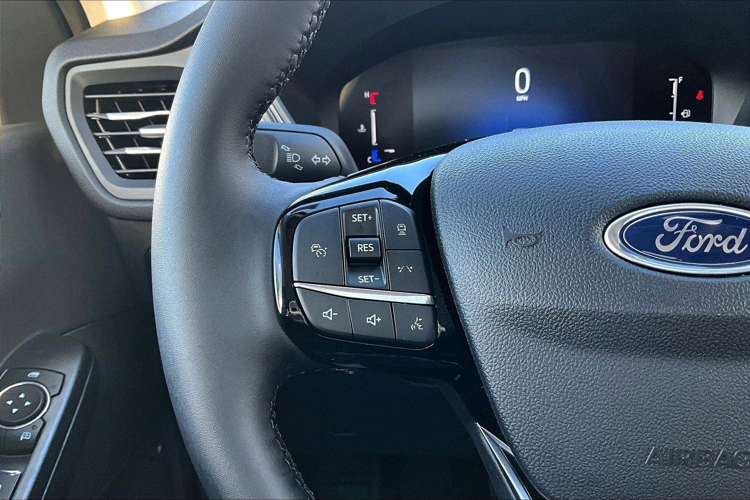 New 2026 Ford Escape Active image 9