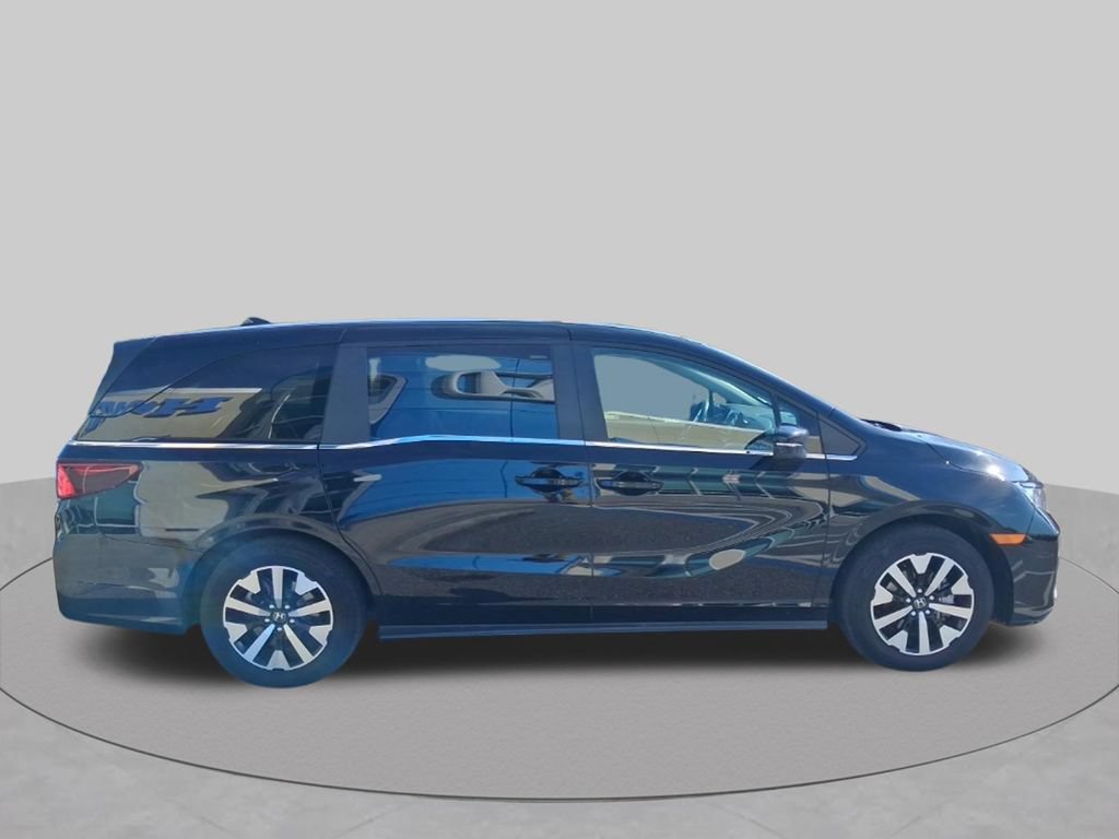 Certified 2025 Honda Odyssey EX-L image 4