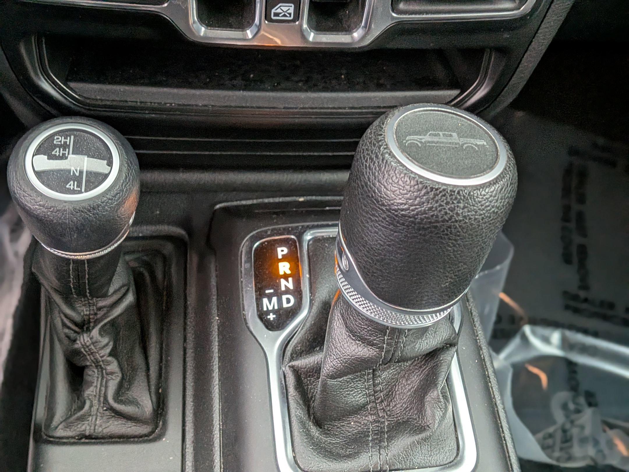 Used 2022 Jeep Gladiator Sport image 31