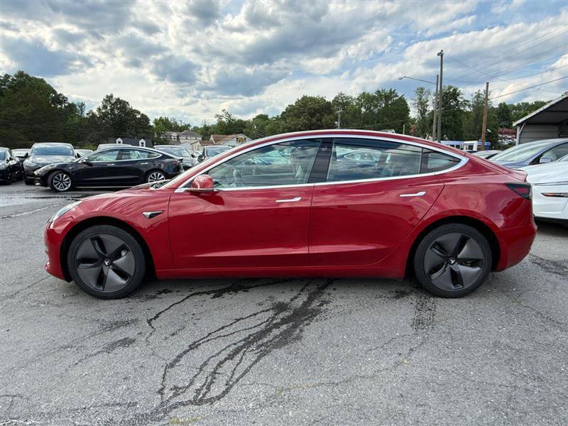 Used 2018 Tesla Model 3 Long Range RWD image 2