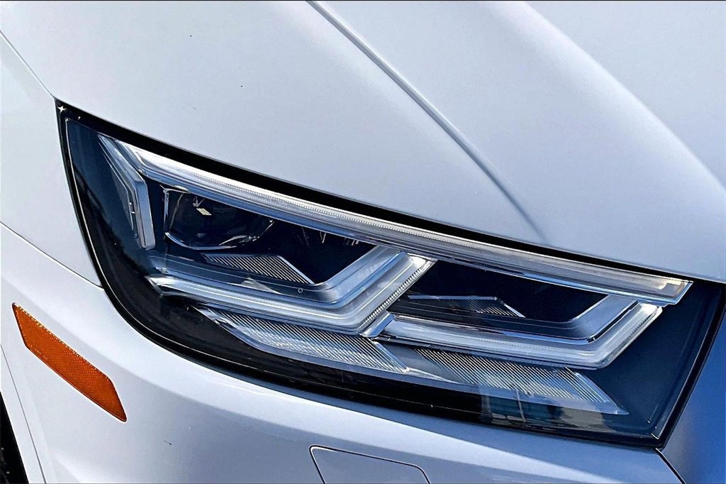 Used 2020 Audi Q5 2.0T Premium Plus image 31