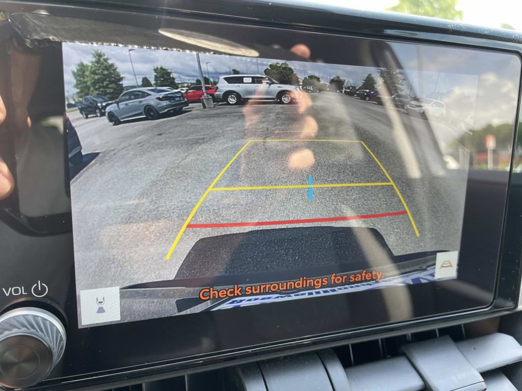 Used 2023 Toyota RAV4 XLE FWD image 21