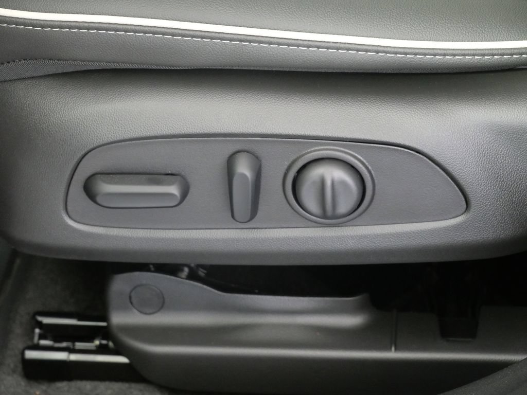 New 2026 Buick Envista Sport Touring w/ Studio Series FWD image 13