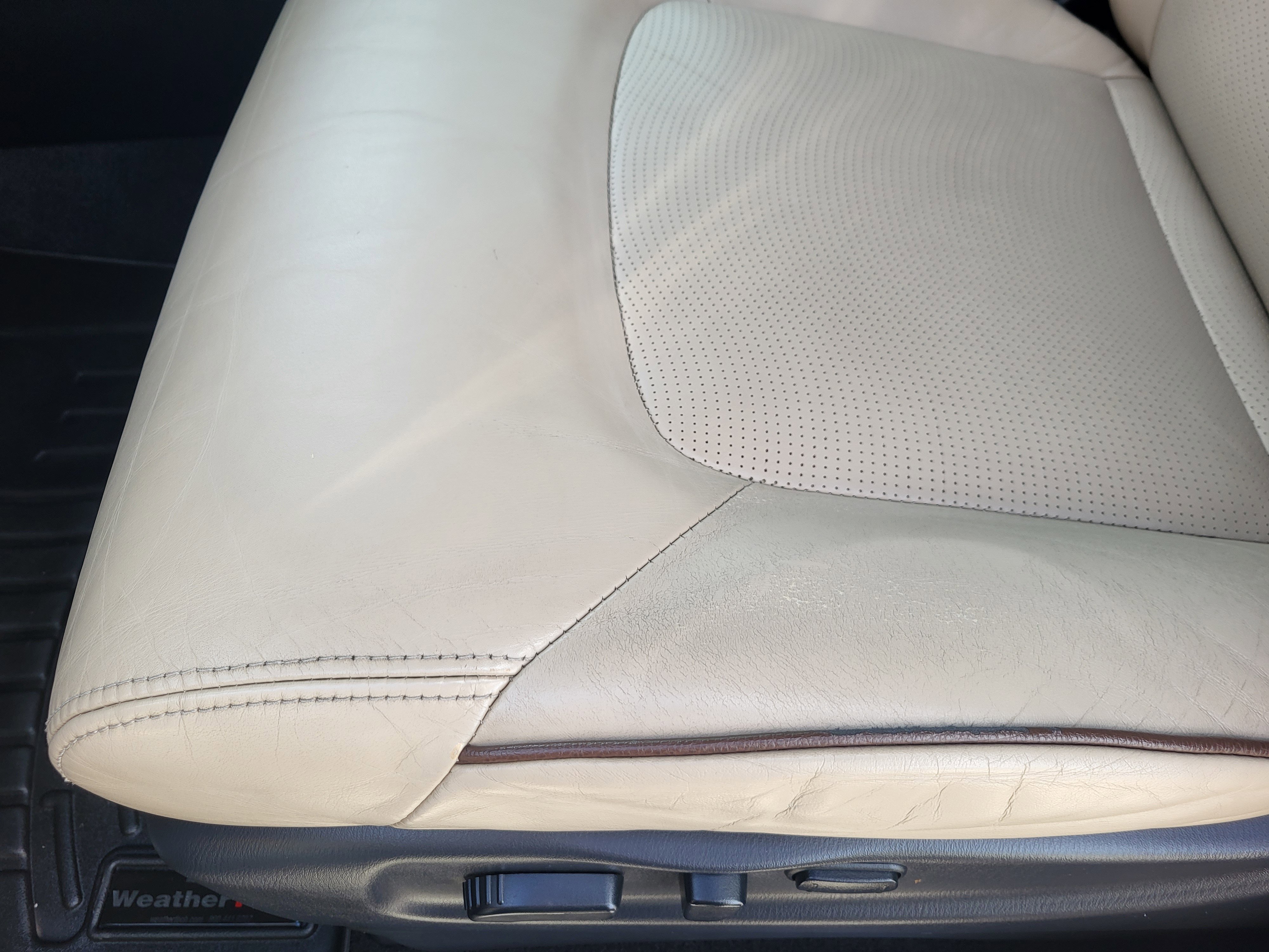 Used 2018 Nissan Armada SL w/ Moonroof Package image 21