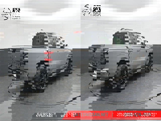 New 2026 Nissan Frontier SV image 2